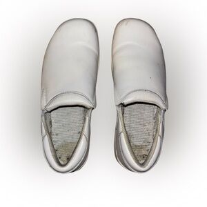 Genuine grip footwear white sneakers